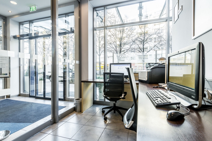 Imagen de los interiores del Hotel Holiday Inn Express Berlin City Centre. Foto 14