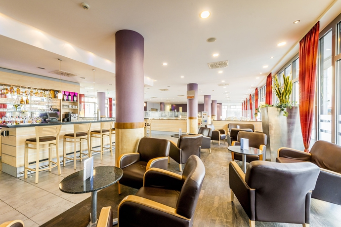 Imagen de los interiores del Hotel Holiday Inn Express Berlin City Centre. Foto 15