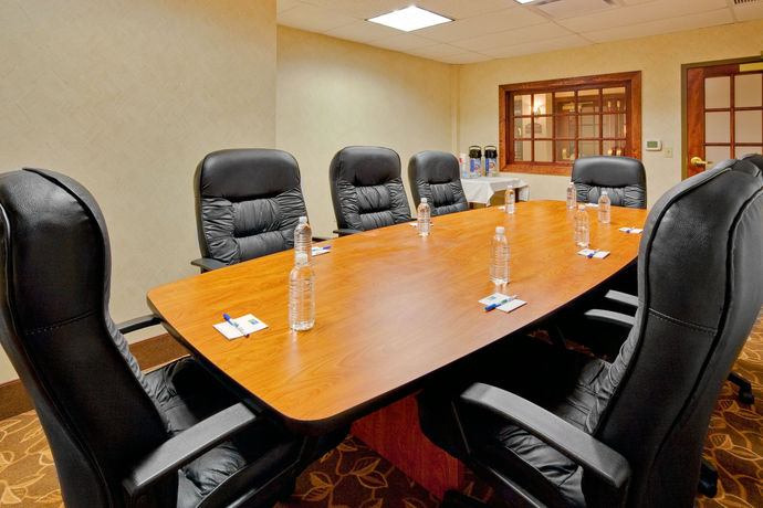 Imagen de los interiores del Hotel Holiday Inn Express Bethlehem Airport - Allentown. Foto 11