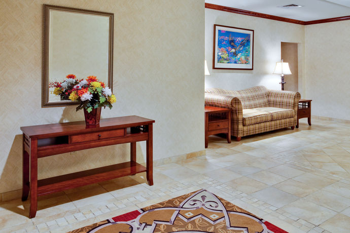 Imagen de los interiores del Hotel Holiday Inn Express Bethlehem Airport - Allentown. Foto 14