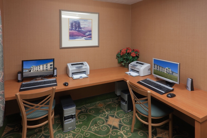 Imagen de los interiores del Hotel Holiday Inn Express Billings East. Foto 12