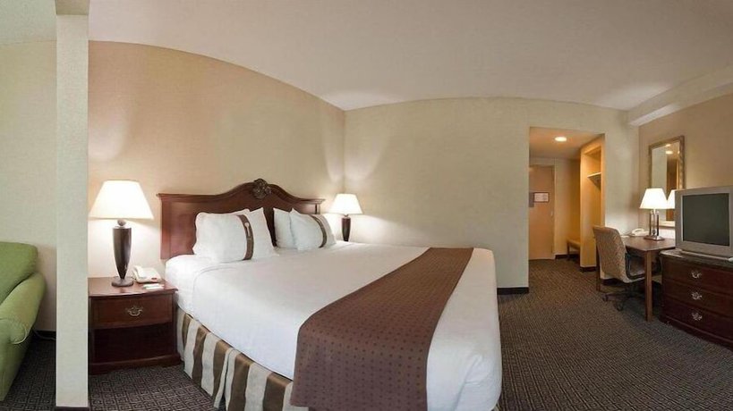 Imagen de la habitación del Hotel Holiday Inn Express Biloxi - Beach Blvd, An Ihg. Foto 2