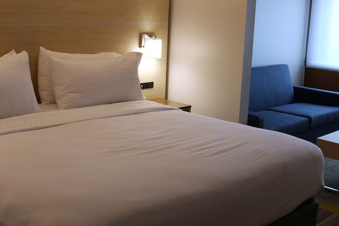 Imagen de la habitación del Hotel Holiday Inn Express Biloxi - Beach Blvd, An Ihg. Foto 7