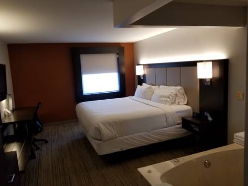 Imagen de la habitación del Hotel Holiday Inn Express Birch Run - Frankenmuth Area, An Ihg. Foto 3