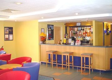 Imagen general del Hotel Holiday Inn Express Birming. Foto 8