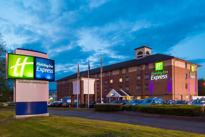 Imagen de los exteriores del Hotel Holiday Inn Express Birmingham - Oldbury M5, Jct.2. Foto 15