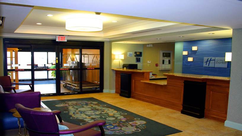 Imagen de los interiores del Hotel Holiday Inn Express Bluffton At Hilton Head Area, An Ihg. Foto 17