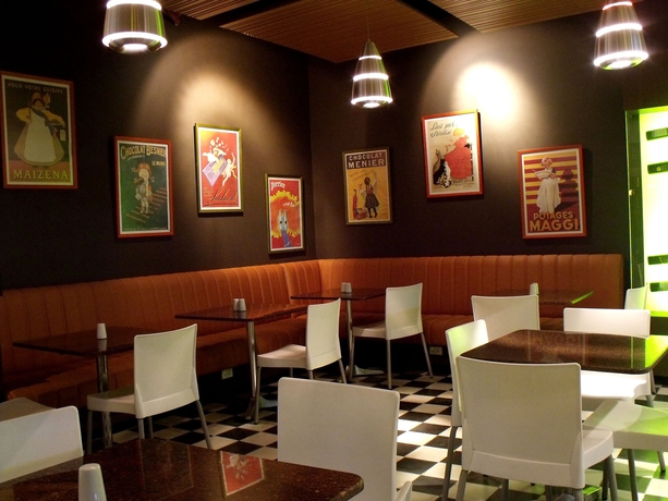 Imagen del bar/restaurante del Hotel Holiday Inn Express Bogotá - Parque La 93. Foto 1