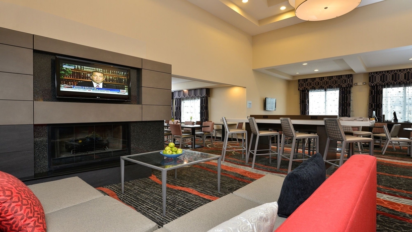 Imagen de los interiores del Hotel Holiday Inn Express Boston - Milford, An Ihg. Foto 6