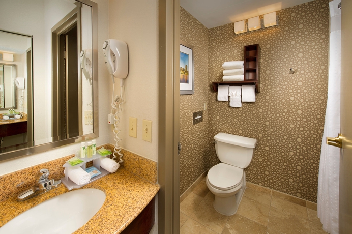 Imagen de la habitación del Hotel Holiday Inn Express Boston North-woburn. Foto 10