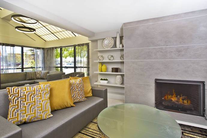 Imagen de los interiores del Hotel Holiday Inn Express Boston Waltham. Foto 15