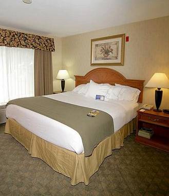 Imagen de la habitación del Hotel Holiday Inn Express Bothell. Foto 16