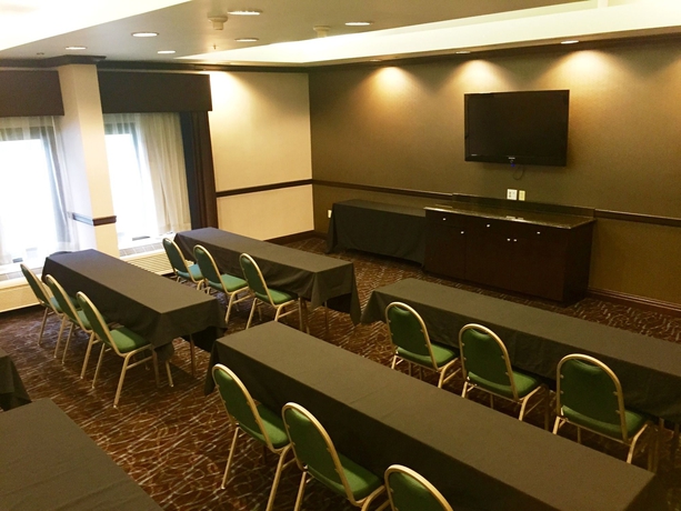 Imagen de los interiores del Hotel Holiday Inn Express Brandon Tampa. Foto 9