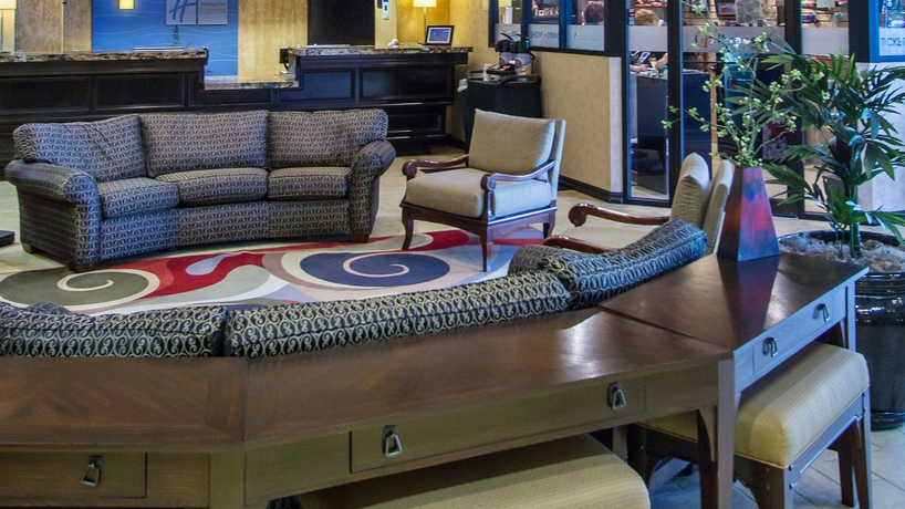 Imagen de los interiores del Hotel Holiday Inn Express Branson-green Mountain Drive, An Ihg. Foto 9