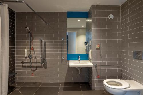 Imagen de la habitación del Hotel Holiday Inn Express Bridgwater M5, Jct24, an IHG. Foto 6