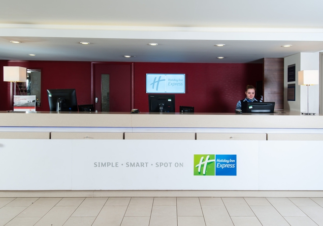 Imagen de los interiores del Hotel Holiday Inn Express Bristol - Filton by IHG. Foto 13