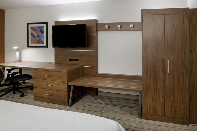 Imagen de la habitación del Hotel Holiday Inn Express Brooklyn - Kings Hwy, An Ihg. Foto 16