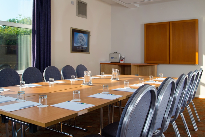 Imagen de los interiores del Hotel Holiday Inn Express Burton Upon Trent, An Ihg. Foto 14