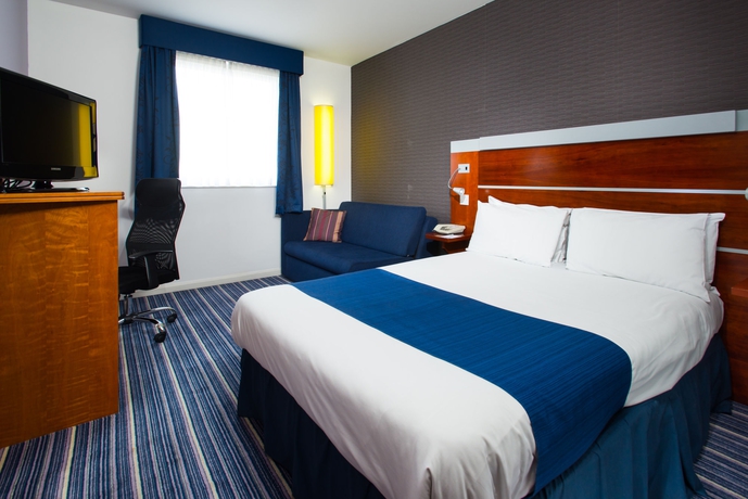 Imagen de la habitación del Hotel Holiday Inn Express Burton Upon Trent, An Ihg. Foto 10