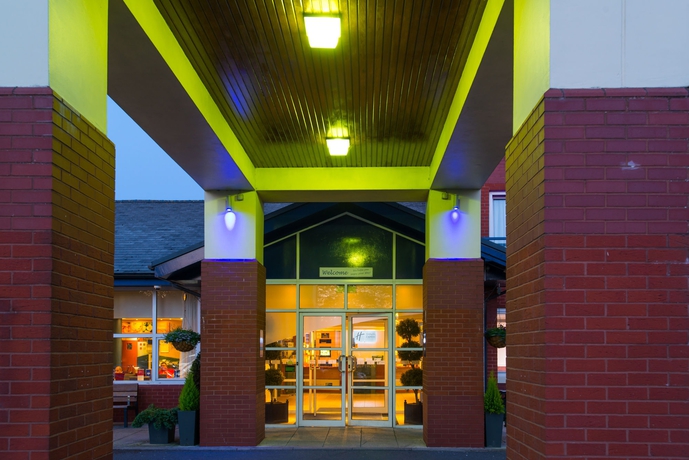 Imagen de los interiores del Hotel Holiday Inn Express Burton Upon Trent, An Ihg. Foto 15