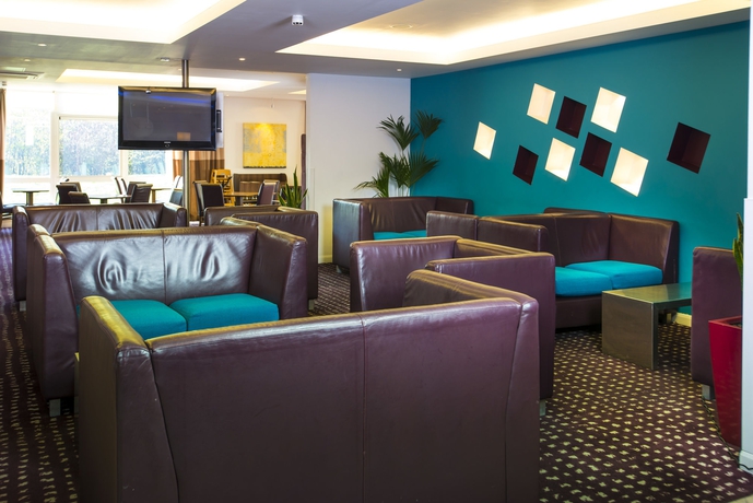 Imagen de los interiores del Hotel Holiday Inn Express Cambridge, An Ihg. Foto 12