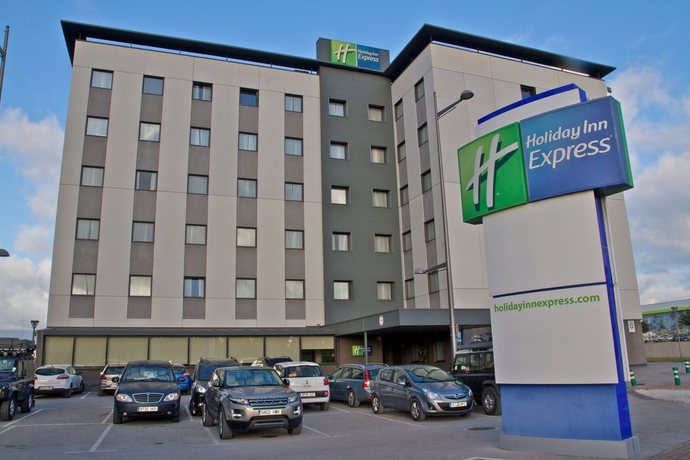 Imagen general del Hotel Holiday Inn Express Campo De Gibraltar - Barrios, An Ihg. Foto 1