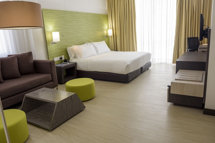 Imagen de la habitación del Hotel Holiday Inn Express Cartagena Bocagrande. Foto 6