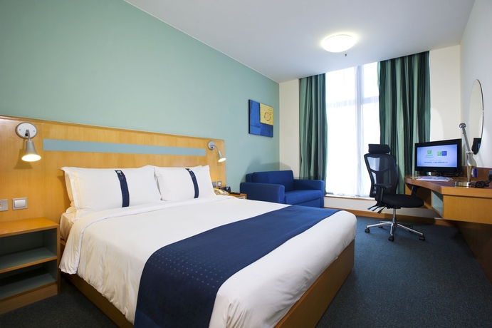 Imagen de la habitación del Hotel Holiday Inn Express Causeway Bay Hong Kong, An Ihg. Foto 6