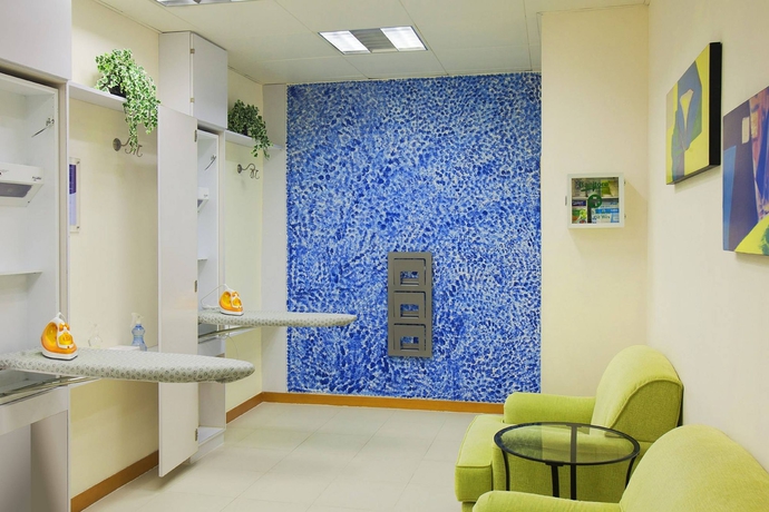 Imagen de los interiores del Hotel Holiday Inn Express Causeway Bay Hong Kong, An Ihg. Foto 15