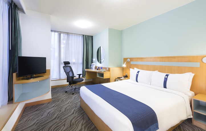 Imagen de la habitación del Hotel Holiday Inn Express Causeway Bay Hong Kong, An Ihg. Foto 10