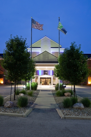 Imagen de los exteriores del Hotel Holiday Inn Express Cedar Rapids (collins Rd), An Ihg. Foto 8