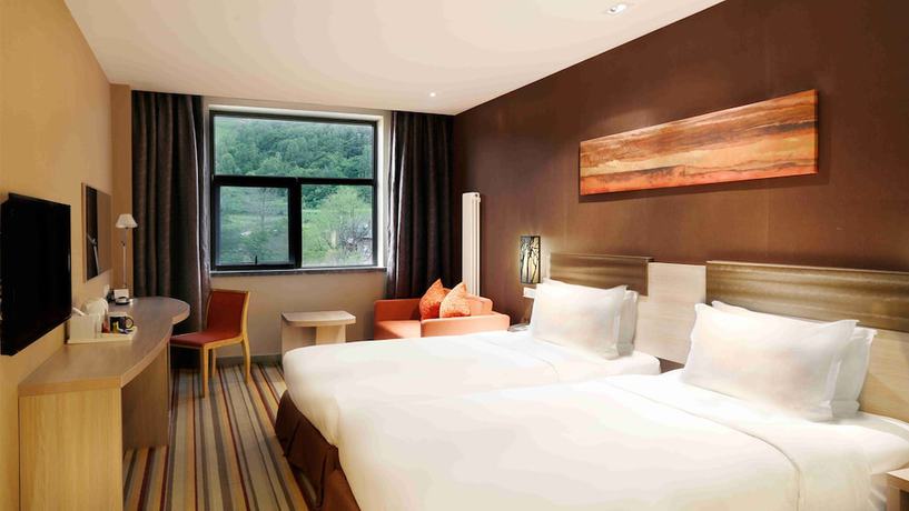 Imagen de los interiores del Hotel Holiday Inn Express Changbaishan, An Ihg. Foto 20