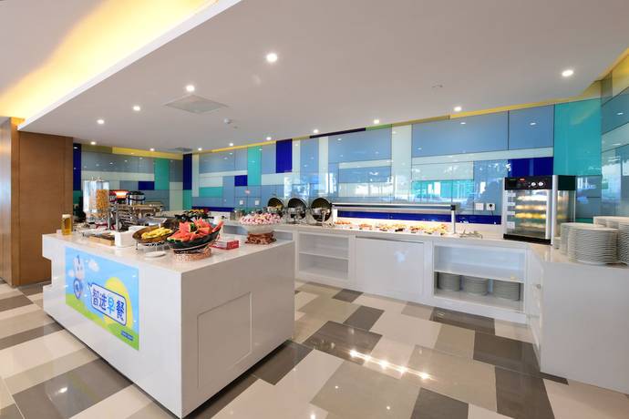 Imagen del bar/restaurante del Hotel Holiday Inn Express Changchun High-tech Zone. Foto 5