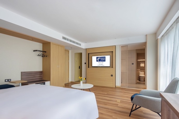 Imagen de la habitación del Hotel Holiday Inn Express Changsha Shengfu, An Ihg. Foto 14