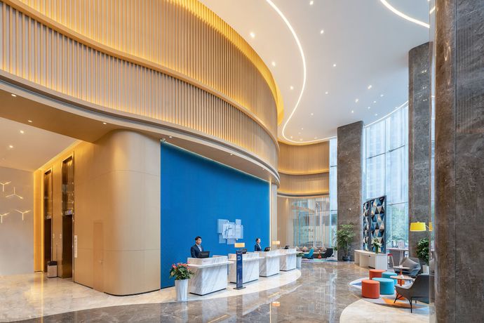 Imagen de los interiores del Hotel Holiday Inn Express Changsha Wuyi Plaza. Foto 18