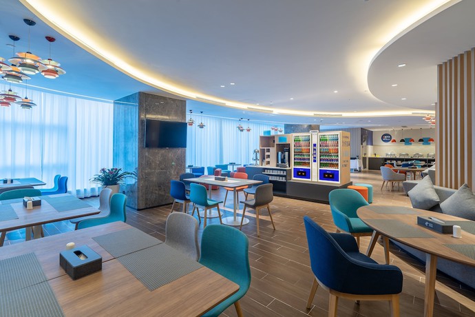 Imagen del bar/restaurante del Hotel Holiday Inn Express Changsha Wuyi Plaza. Foto 5