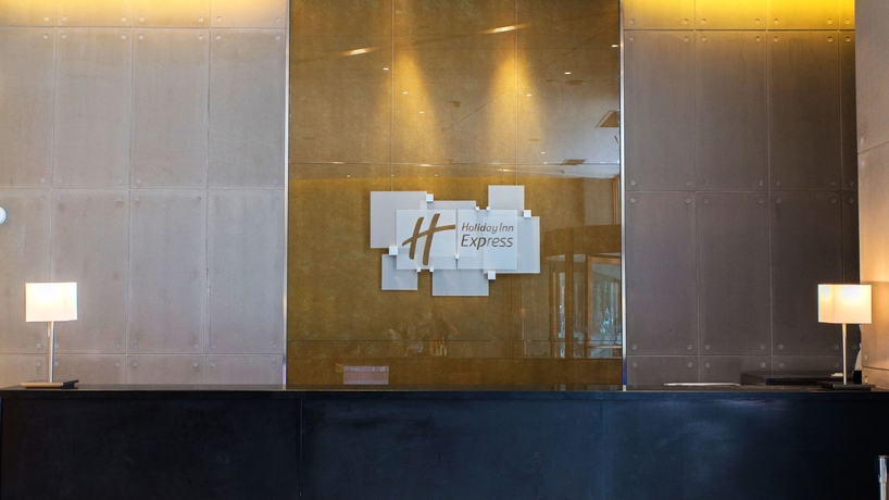 Imagen de los interiores del Hotel Holiday Inn Express Changzhou Center, An Ihg. Foto 10