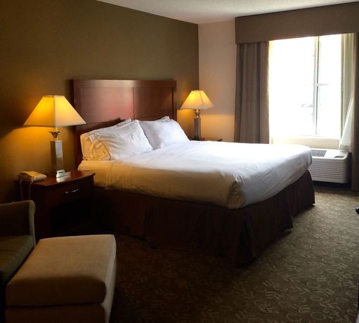 Imagen de los interiores del Hotel Holiday Inn Express Chapel Hill. Foto 13