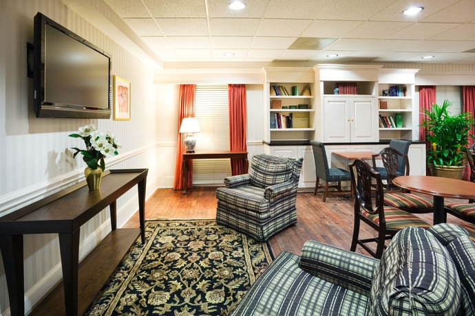 Imagen del bar/restaurante del Hotel Holiday Inn Express Charleston US Hwy 17 & I-526. Foto 2