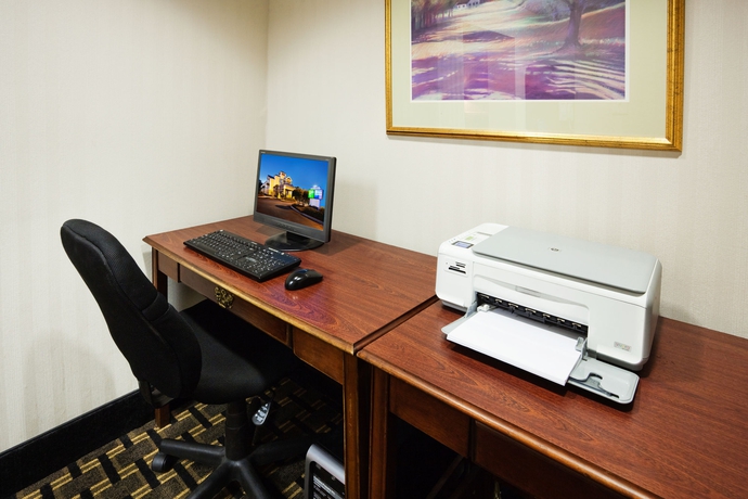 Imagen de los interiores del Hotel Holiday Inn Express Charleston US Hwy 17 & I-526. Foto 13