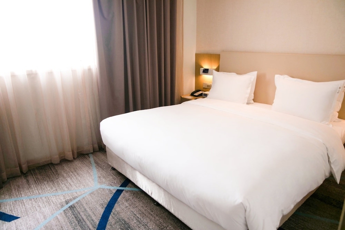 Imagen de la habitación del Hotel Holiday Inn Express Chengde Downtown. Foto 11