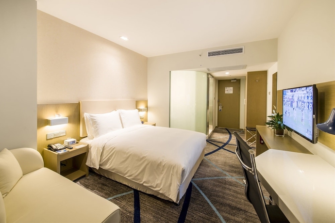 Imagen de la habitación del Hotel Holiday Inn Express Chengde Downtown. Foto 12