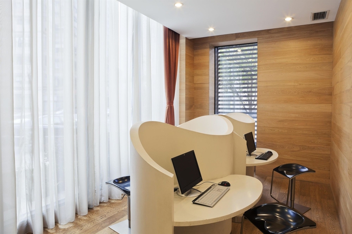 Imagen de los interiores del Hotel Holiday Inn Express Chengdu Gulou, An Ihg. Foto 9