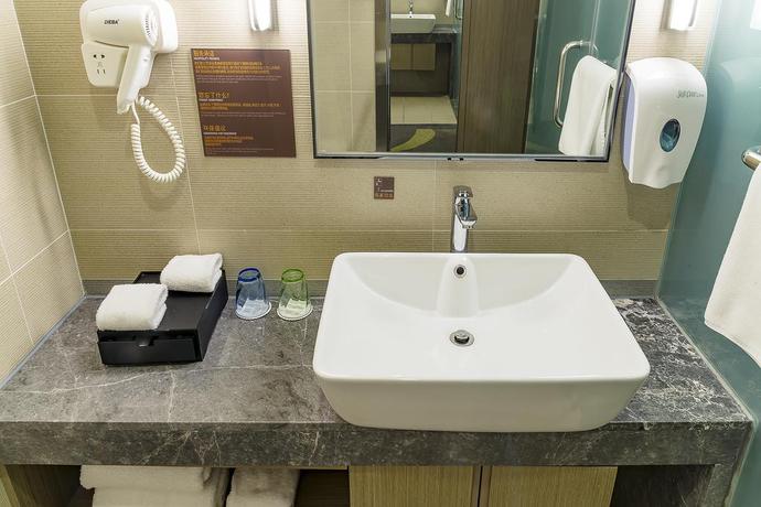 Imagen de la habitación del Hotel Holiday Inn Express Chengdu Jinniu. Foto 4