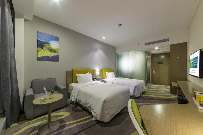 Imagen de la habitación del Hotel Holiday Inn Express Chengdu Jinniu. Foto 9