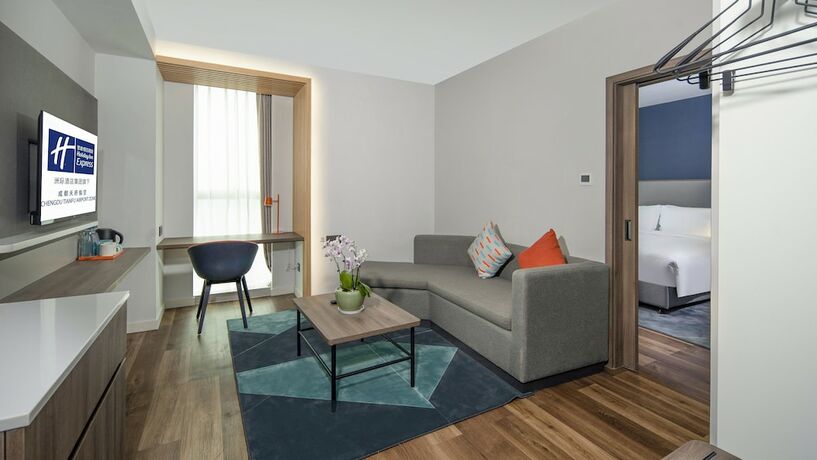Imagen de la habitación del Hotel Holiday Inn Express Chengdu Tianfu Airport Zone, An Ihg. Foto 22