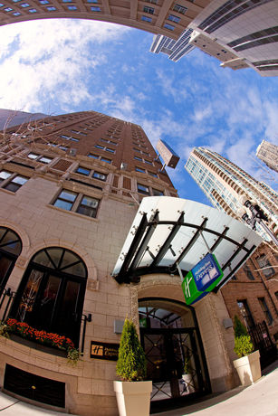 Imagen de los exteriores del Hotel Holiday Inn Express Chicago - Magnificent Mile by IHG. Foto 7
