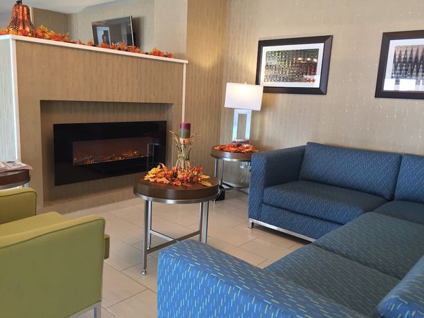 Imagen de los interiores del Hotel Holiday Inn Express Chicago NW - Arlington Heights. Foto 19