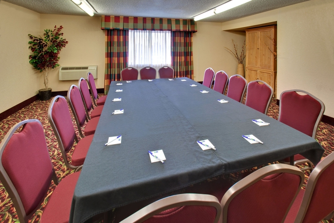 Imagen de los interiores del Hotel Holiday Inn Express Chicago-downers Grove, An Ihg. Foto 10