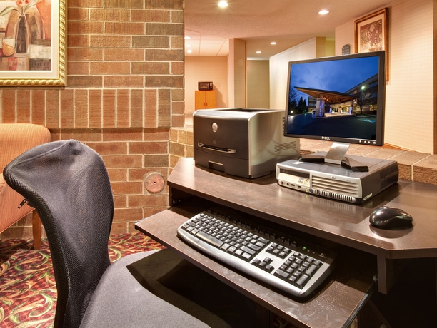 Imagen de los interiores del Hotel Holiday Inn Express Chicago-downers Grove, An Ihg. Foto 12